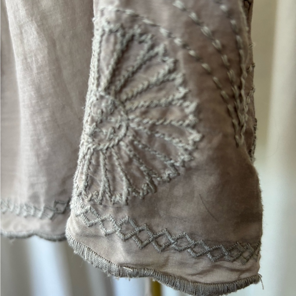 Metropark Light Beige Ruffle Top - Picture 11 of 11